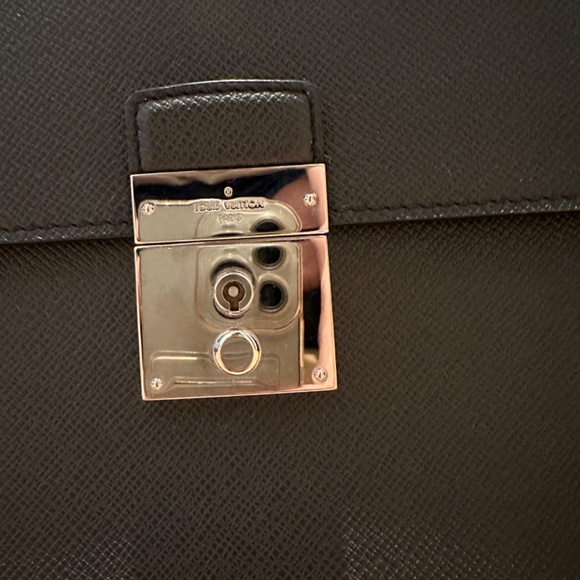 Louis Vuitton Neo Robusto 3 Briefcase New Never Used - Picture 16 of 16